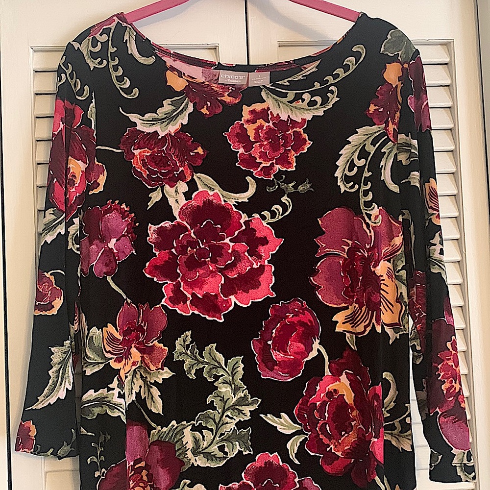 Chico’s 3/4 top size 1